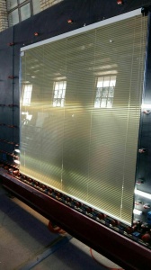 neginglass-شیشه های دوجداره کرکره دار